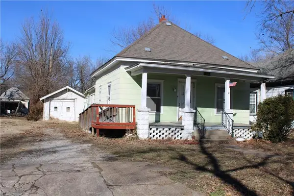 1419 Dirr Avenue, Parsons, KS 67357