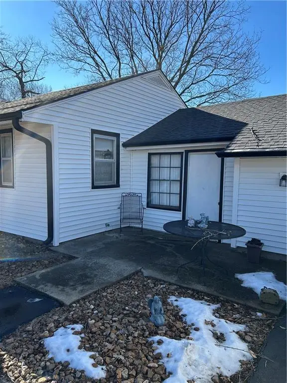 412 NW Donovan Road, Lees Summit, MO 64063 - #2