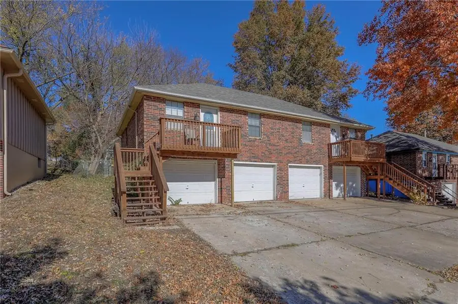 9404-9406 E 83 Street, Raytown, MO 64138 - #3