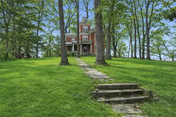 709 Herring Street, Brunswick, MO 65236