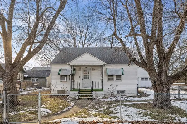 509 N Oak Street, Garnett, KS 66032