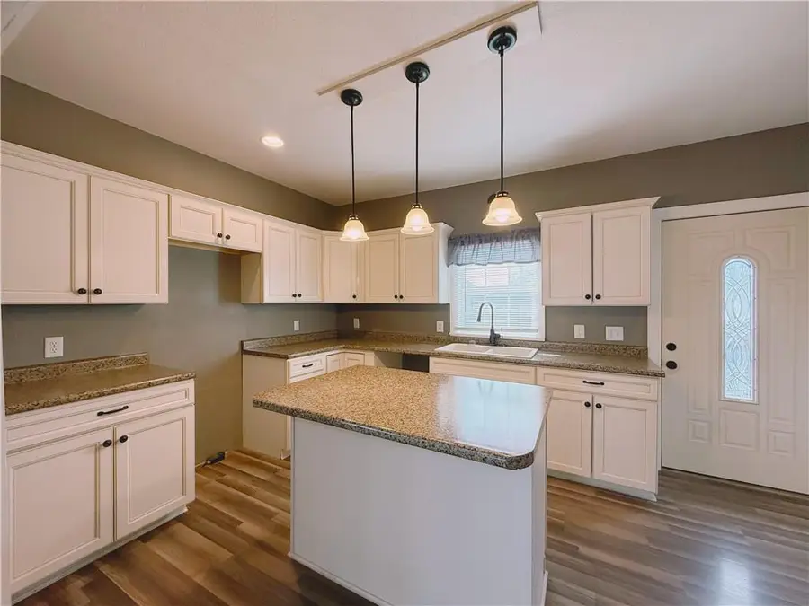 104 Polk Street, Chillicothe, MO 64601 - #3