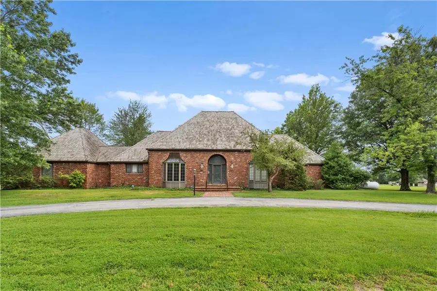 14908 E Pawhuska Road, Nevada, MO 64772 - #2