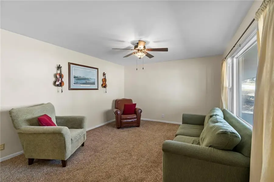 807 NE 60th Terrace, Kansas City, MO 64118 - #3