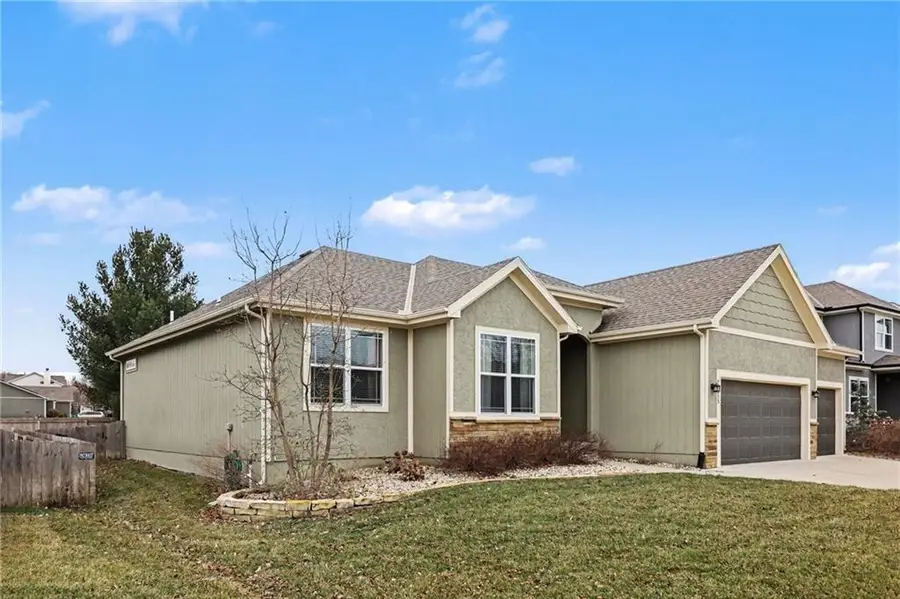 20815 W 225th Terrace, Spring Hill, KS 66083 - #3