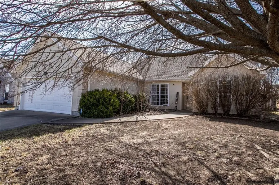 946 E Market Street, Warrensburg, MO 64093 - #3