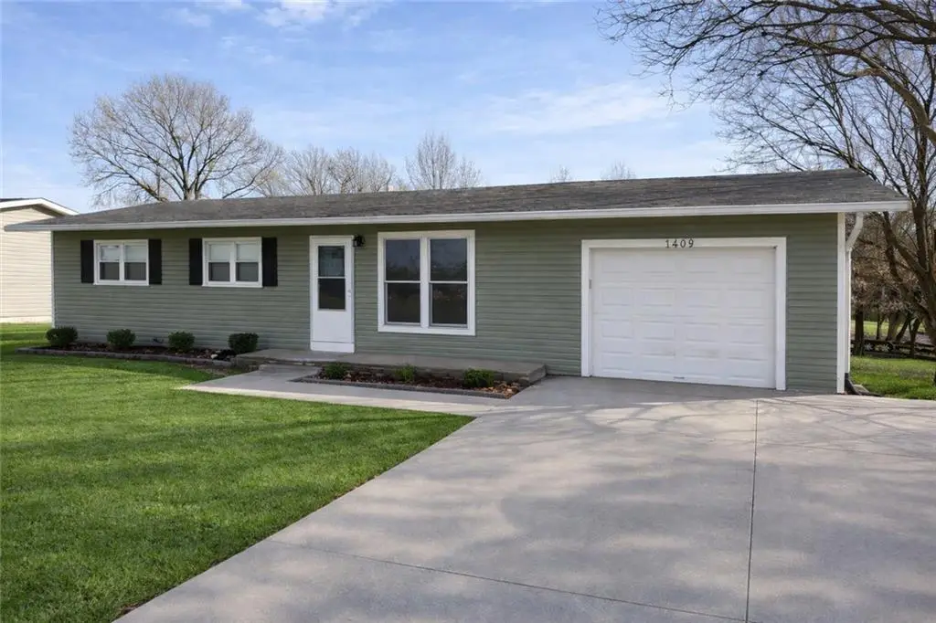 1409 College Drive, Maryville, MO 64468 - #1