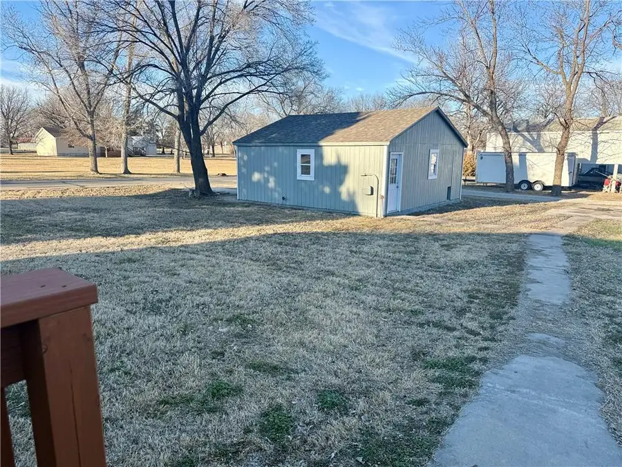 516 Stuckey Street, Gridley, KS 66852 - #3