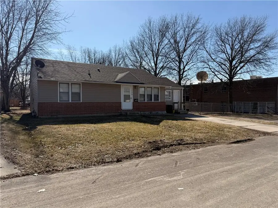 1428 Cooper Street, Chillicothe, MO 64601 - #3