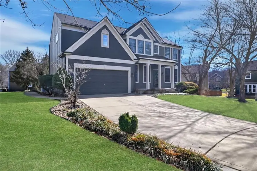 12455 Parkhill Street, Overland Park, KS 66213 - #2