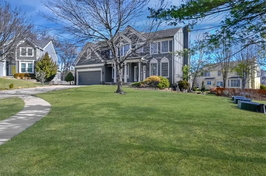 12455 Parkhill Street, Overland Park, KS 66213 - #3