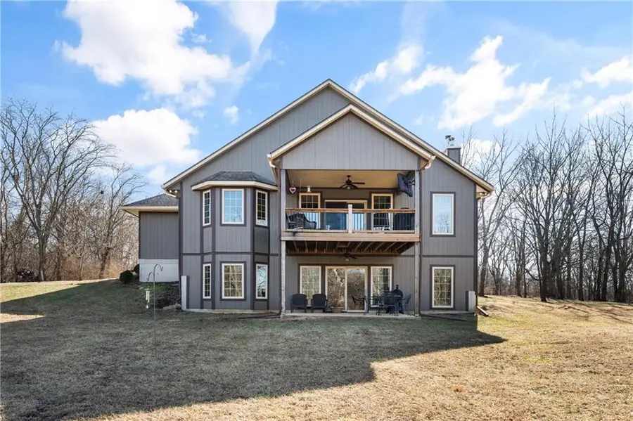 1404 E 183rd Street, Belton, MO 64012 - #2