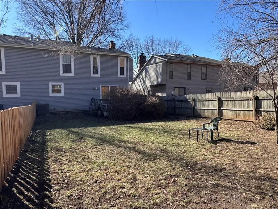 508 E 97th Terrace, Kansas City, MO 64131 - #2