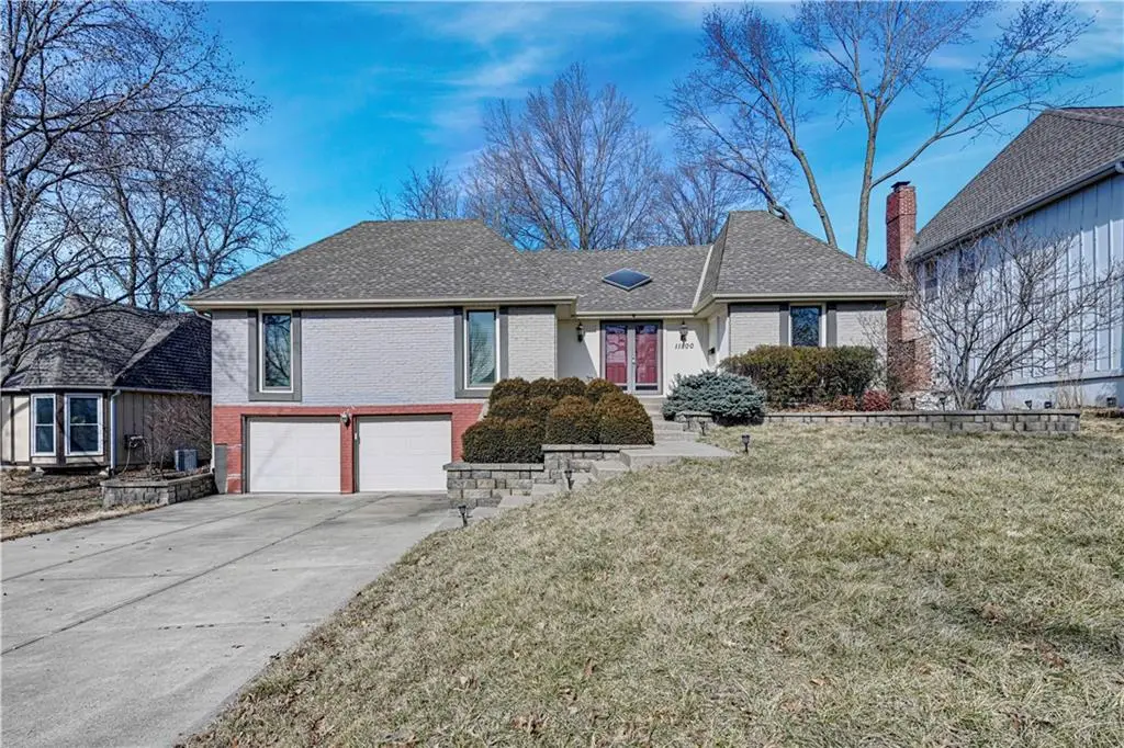 11800 W 99th Place, Overland Park, KS 66214 - #1