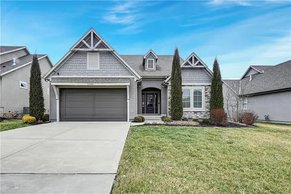 2344 W 146th Terrace, Leawood, KS 66224