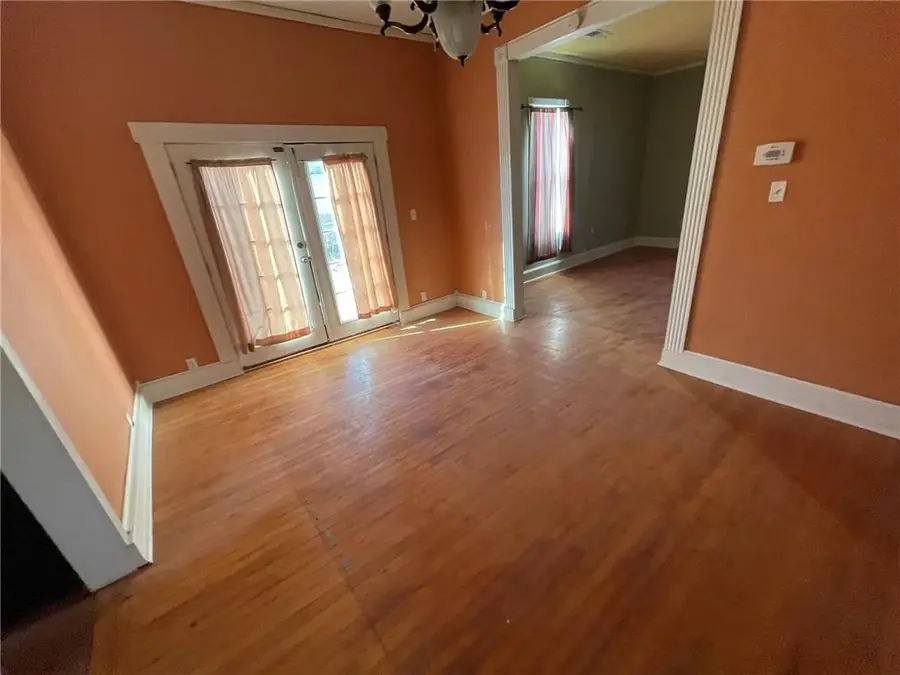 724 E Clinton Street, Clinton, MO 64735 - #3