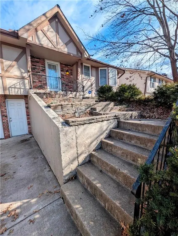 8113 N Serene Avenue, Kansas City, MO 64152 - #2