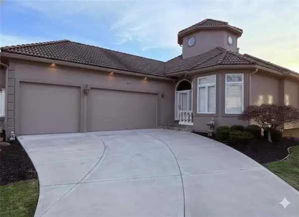 4602 NE Dick Howser Circle, Lee's Summit, MO 64064