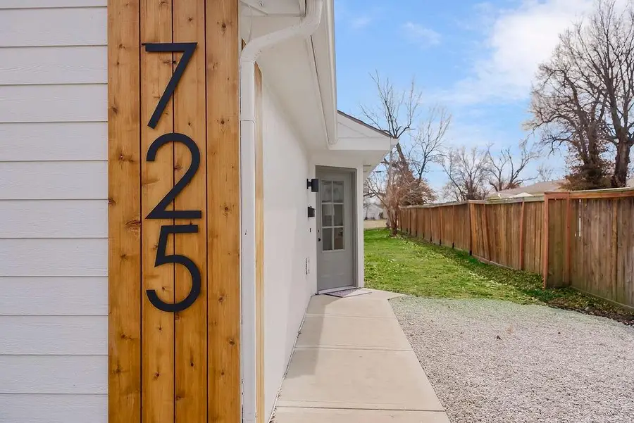 725 Pacific Street, Osawatomie, KS 66064 - #3