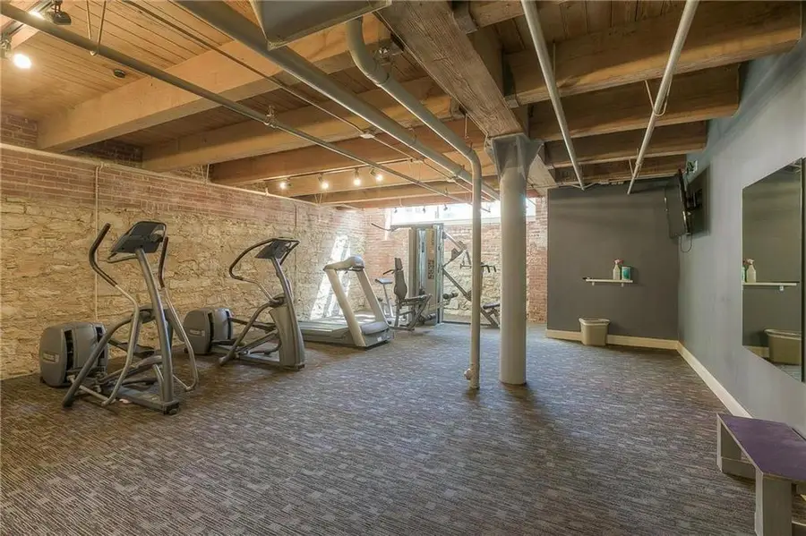 700 Broadway Street #401, Kansas City, MO 64105 - #3