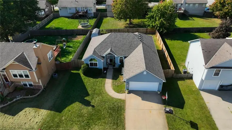 2237 NE Maybrook Drive, Blue Springs, MO 64029 - #2