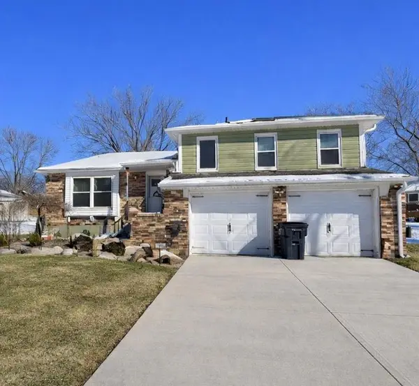 4509 NW Wallingford Drive, Blue Springs, MO 64015