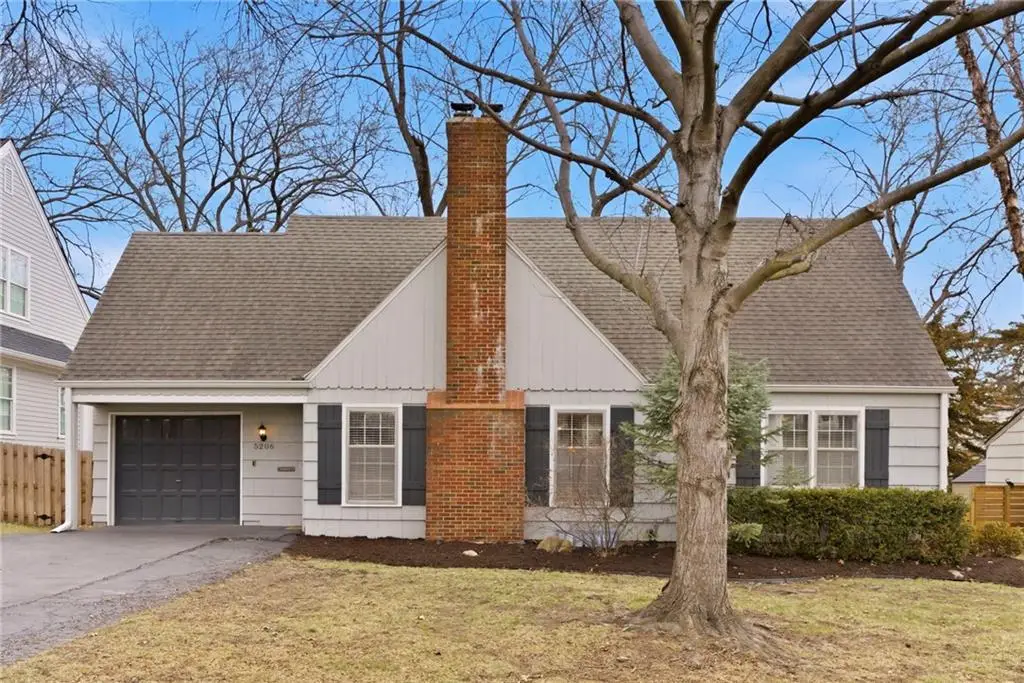 5206 W 70th Street, Prairie Village, KS 66208 - #1