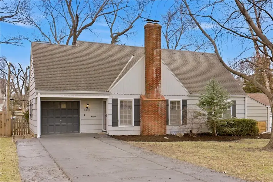 5206 W 70th Street, Prairie Village, KS 66208 - #3