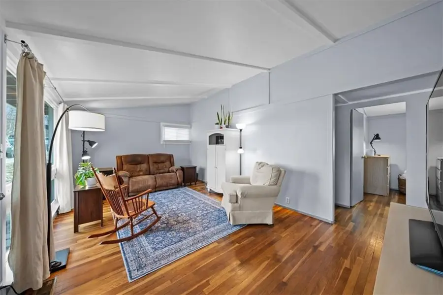 9801 E 33rd Street S, Independence, MO 64052 - #3