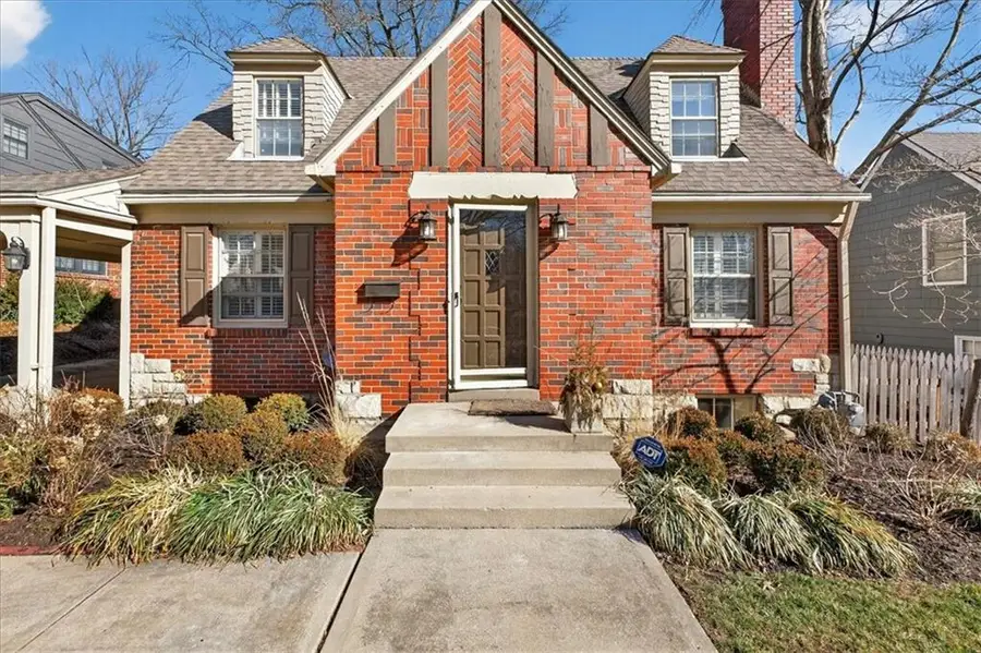 5601 Norwood Street, Fairway, KS 66205 - #2