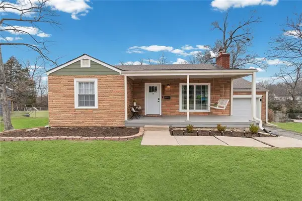 8522 W 56th Terrace, Merriam, KS 66202