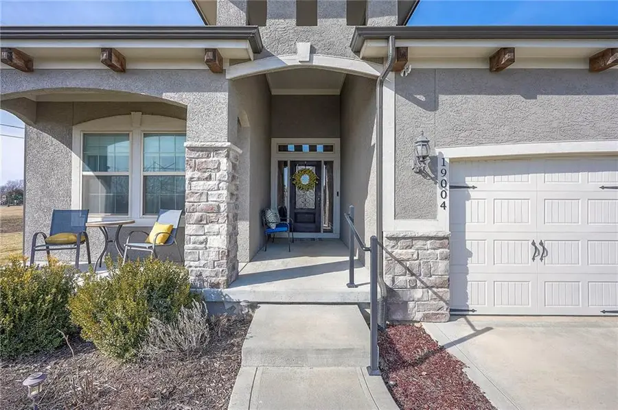 19004 Mahaffie Street, Spring Hill, KS 66083 - #2