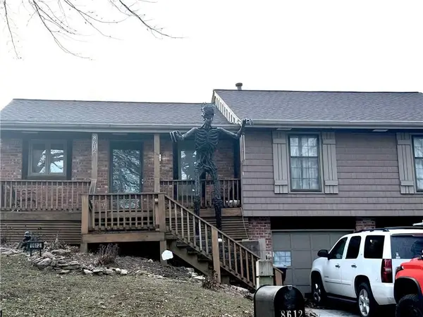 8612 N Harrison Street, Kansas City, MO 64155