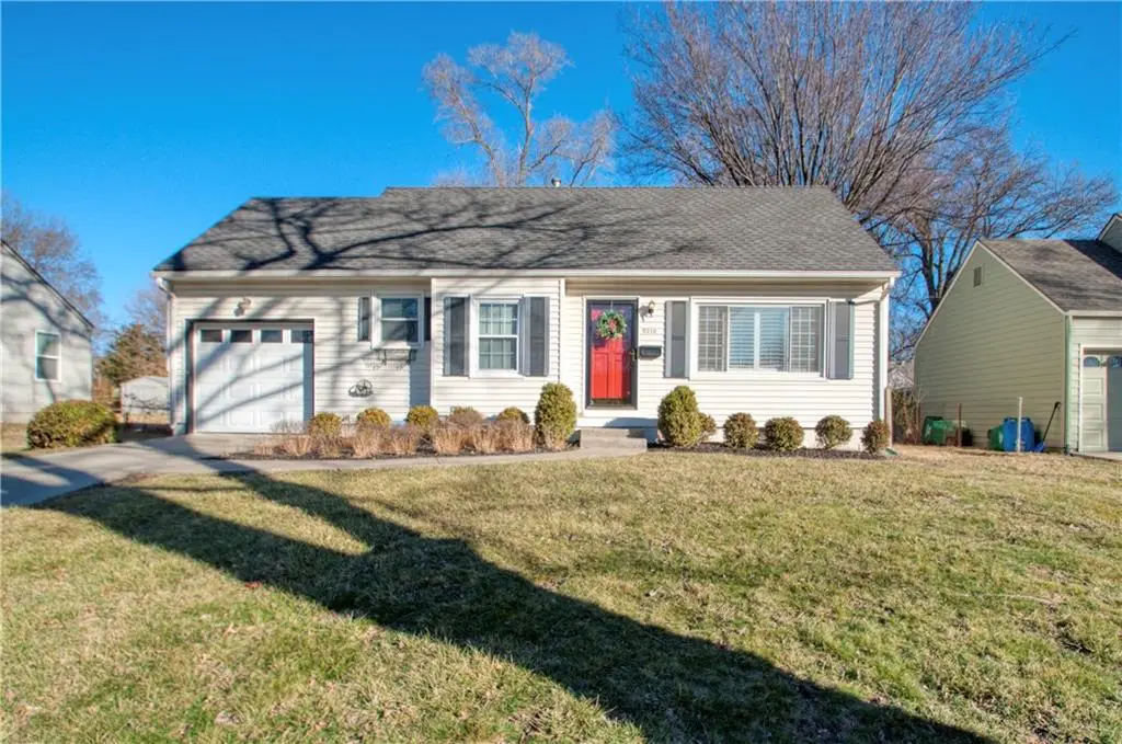 5210 W 49th Terrace, Roeland Park, KS 66205 - #1