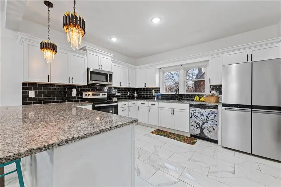 1932 Praun Lane, Kansas City, KS 66102 - #2