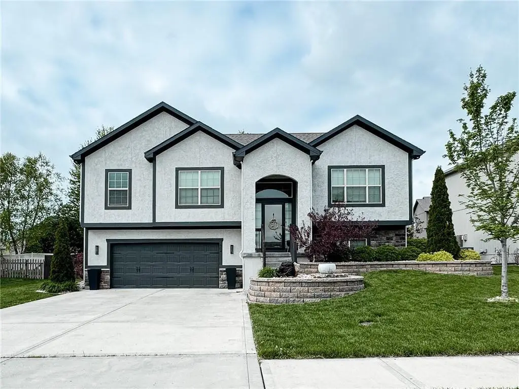 904 Sw 35th Street, Lees Summit, MO 64082 - #1