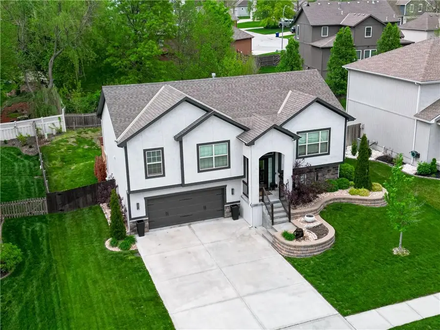 904 Sw 35th Street, Lees Summit, MO 64082 - #3