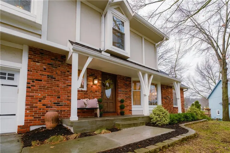 183 NE Chinquapin Court, Lees Summit, MO 64064 - #3