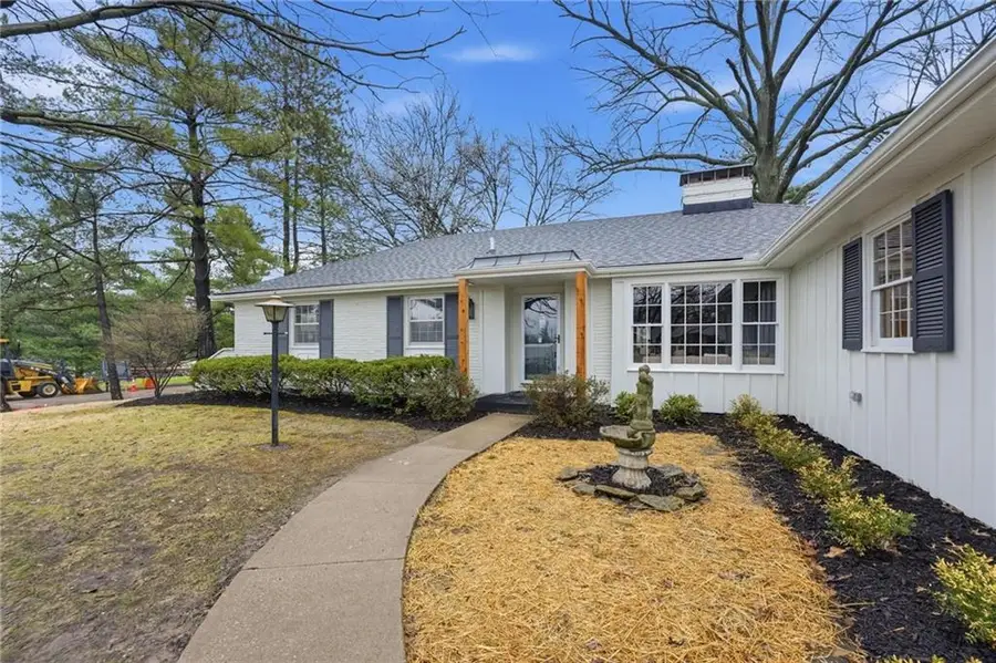 6301 Woodson Drive, Mission, KS 66202 - #2