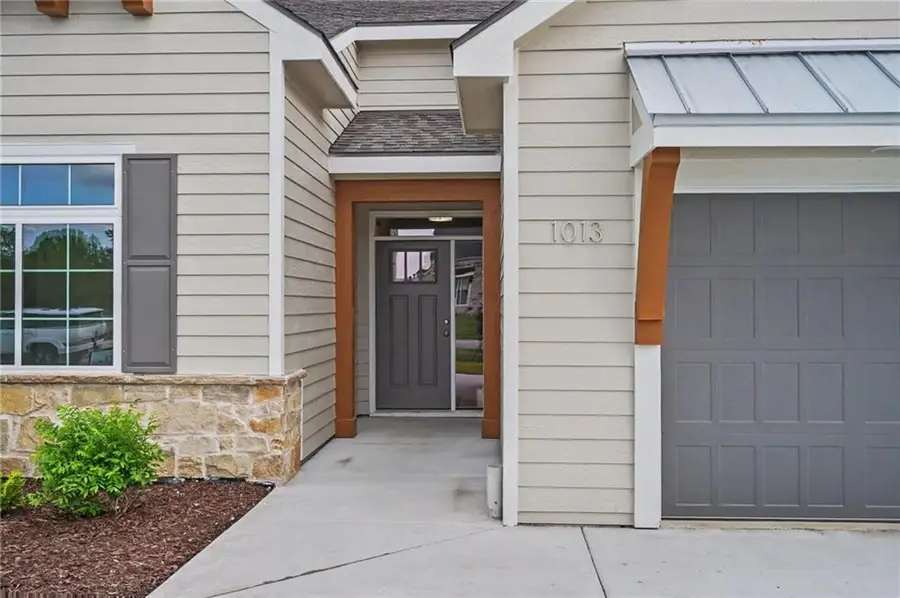 1013 Bluestem Circle, Baldwin City, KS 66006 - #3