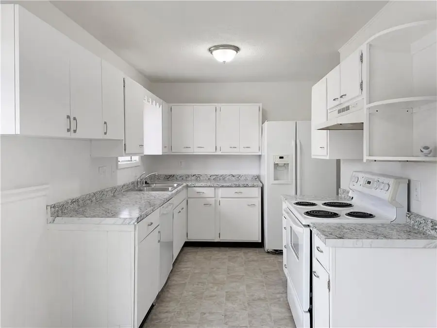 5342 N Palmer Avenue, Kansas City, MO 64119 - #2