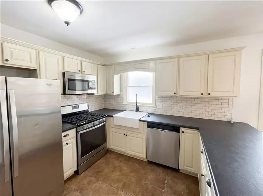 804 Sunset Avenue, Liberty, MO 64068 - #2