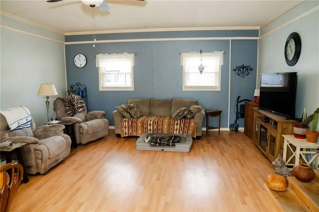 518 N Lincoln Street, Erie, KS 66733 - #1