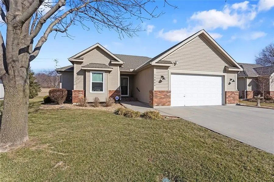 15804 E 27th Street S, Independence, MO 64055 - #2