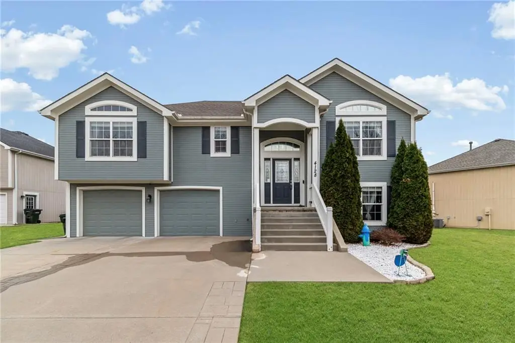 4128 Cades Cove, Leavenworth, KS 66048 - #1