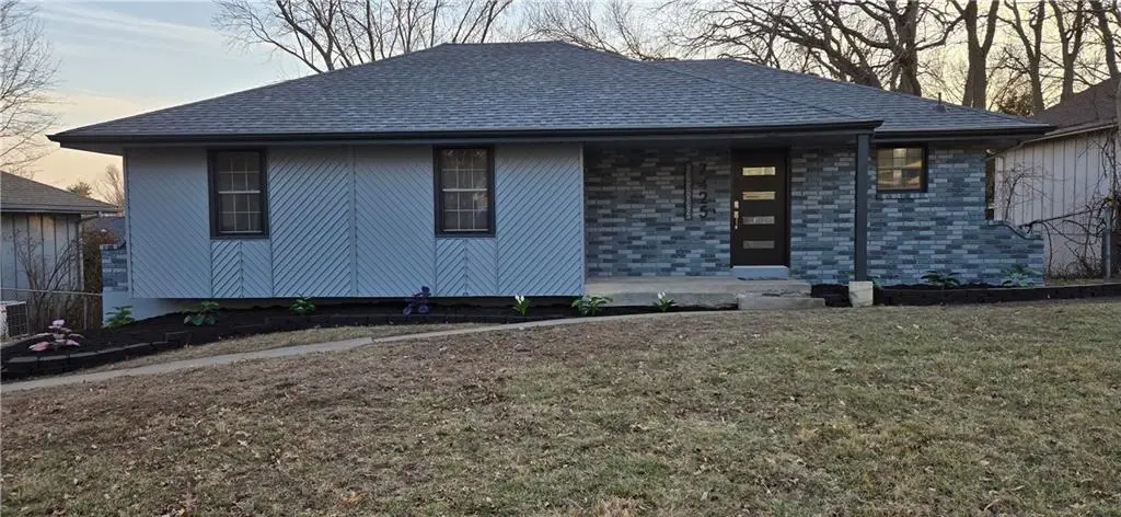 7425 NW 79th Street, Kansas City, MO 64152 - #1