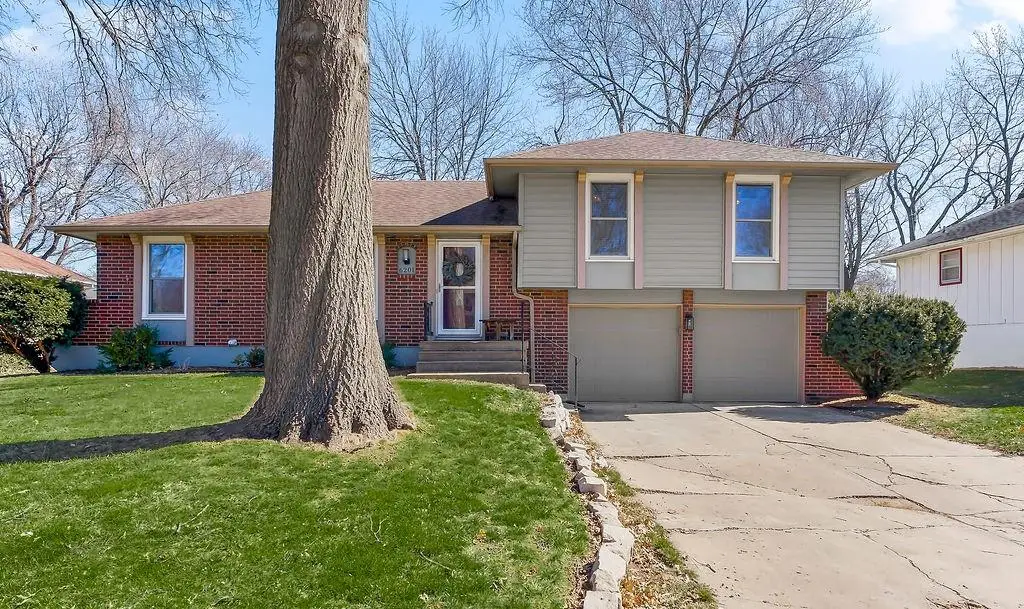 6201 Hallet Street, Shawnee, KS 66216 - #1
