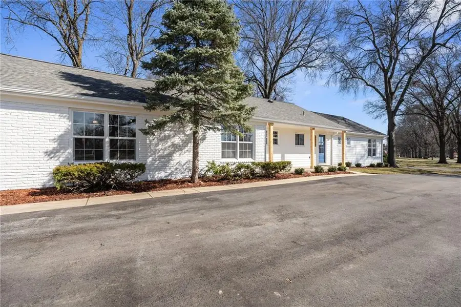 3520 W 93rd Street, Leawood, KS 66206 - #2