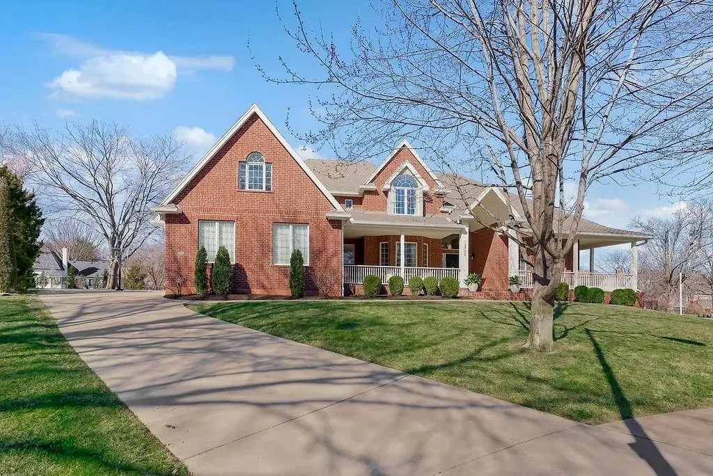 12400 Pembroke Lane, Leawood, KS 66209 - #1
