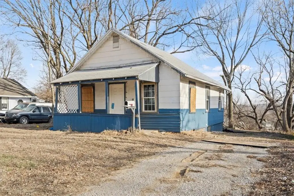 547 Blue Ridge Boulevard, Kansas City, MO 64125 - #1